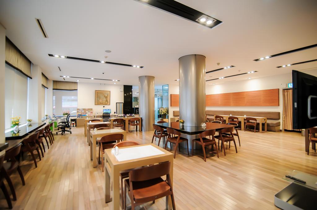 Yoido Hotel Seoul Exterior photo