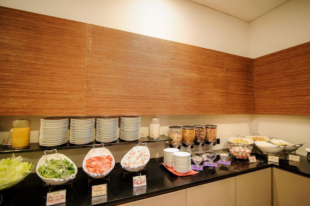 Yoido Hotel Seoul Exterior photo
