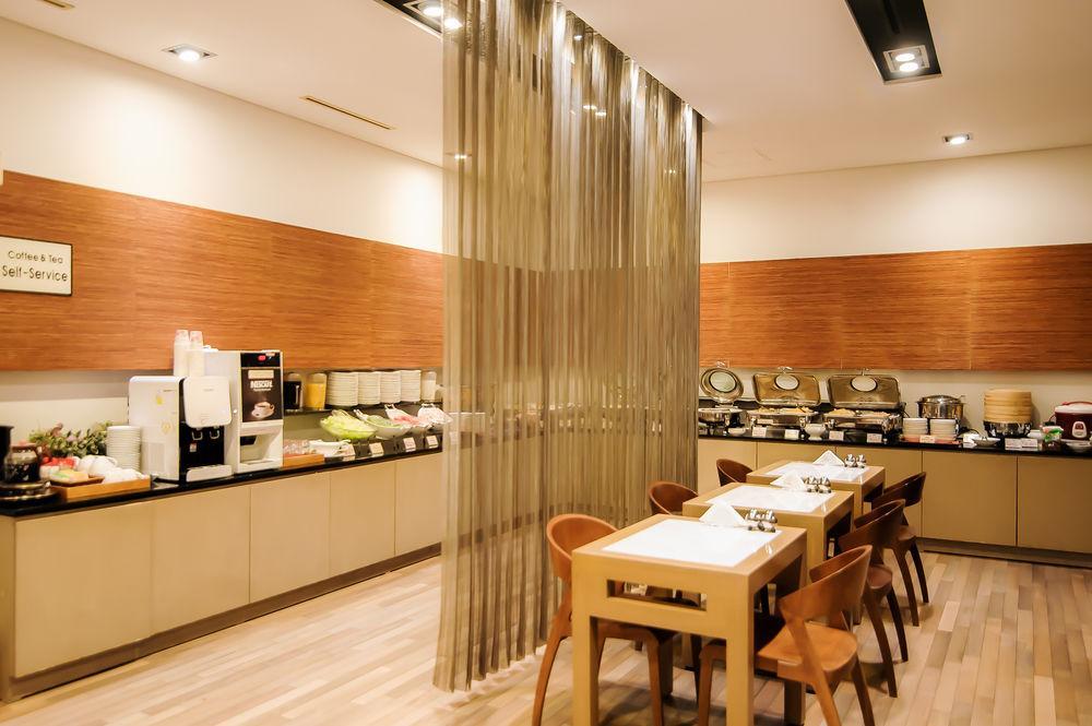 Yoido Hotel Seoul Exterior photo